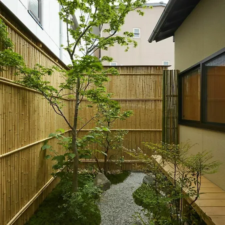 京都市 鈴 伏見稲荷ヴィラ エクステリア 写真